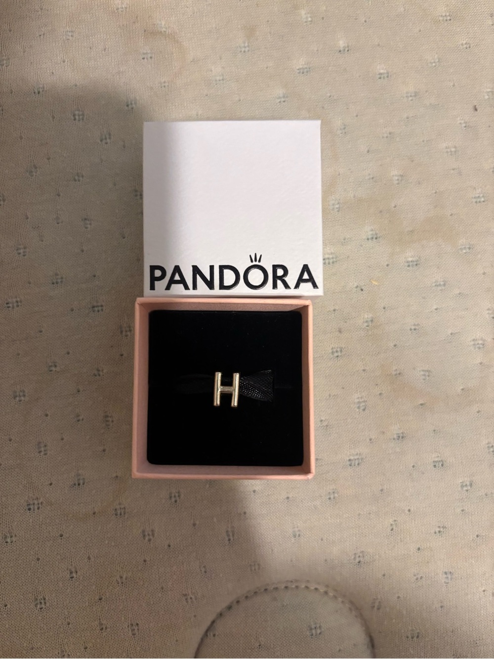 Pandora Gold Initial H Ring - Gold Letter H
